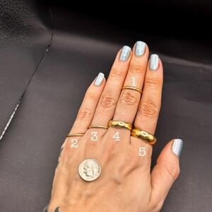 Vintage 14K Gold Stackable Ring – Size 5 (Estate)